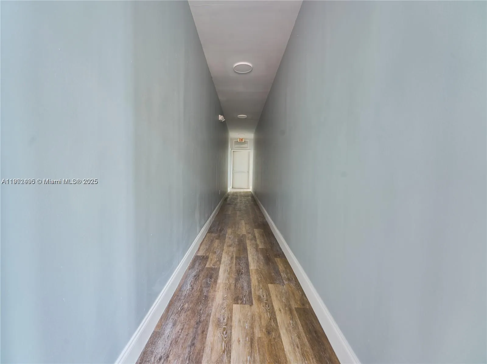 Miami, Florida 33150, United States, 2 Bedrooms Bedrooms, ,1 BathroomBathrooms,Residential,Active,233091