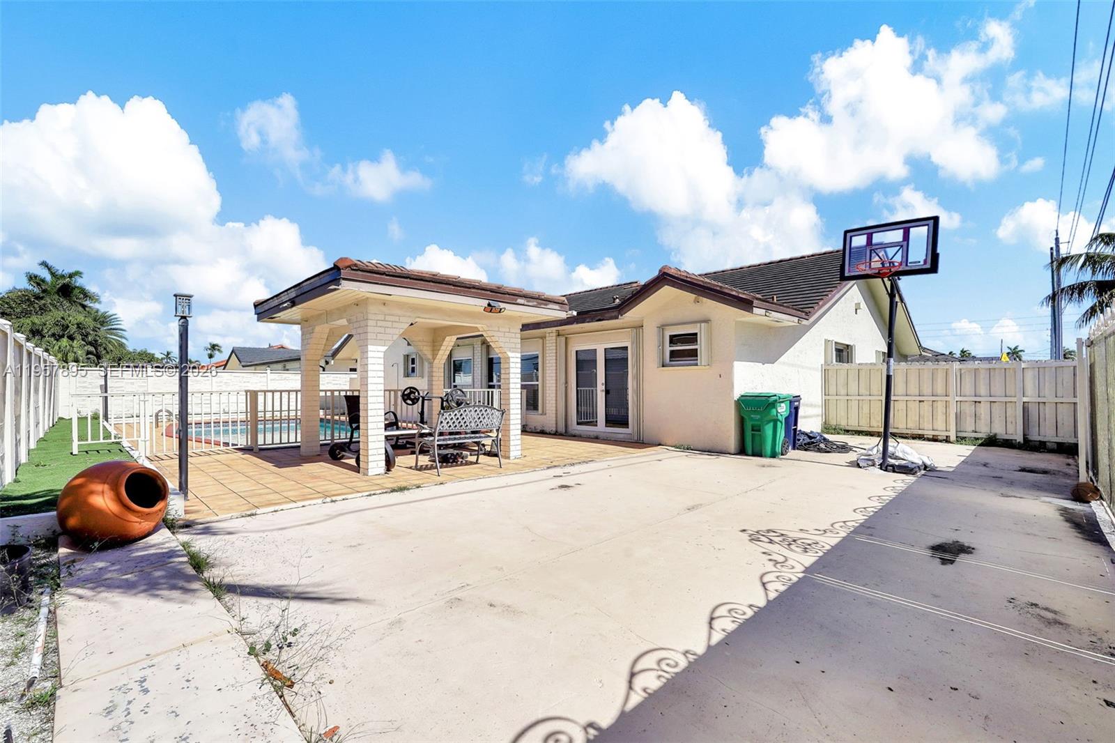 3RD ADDN TO EL DORADO GAR - Residential