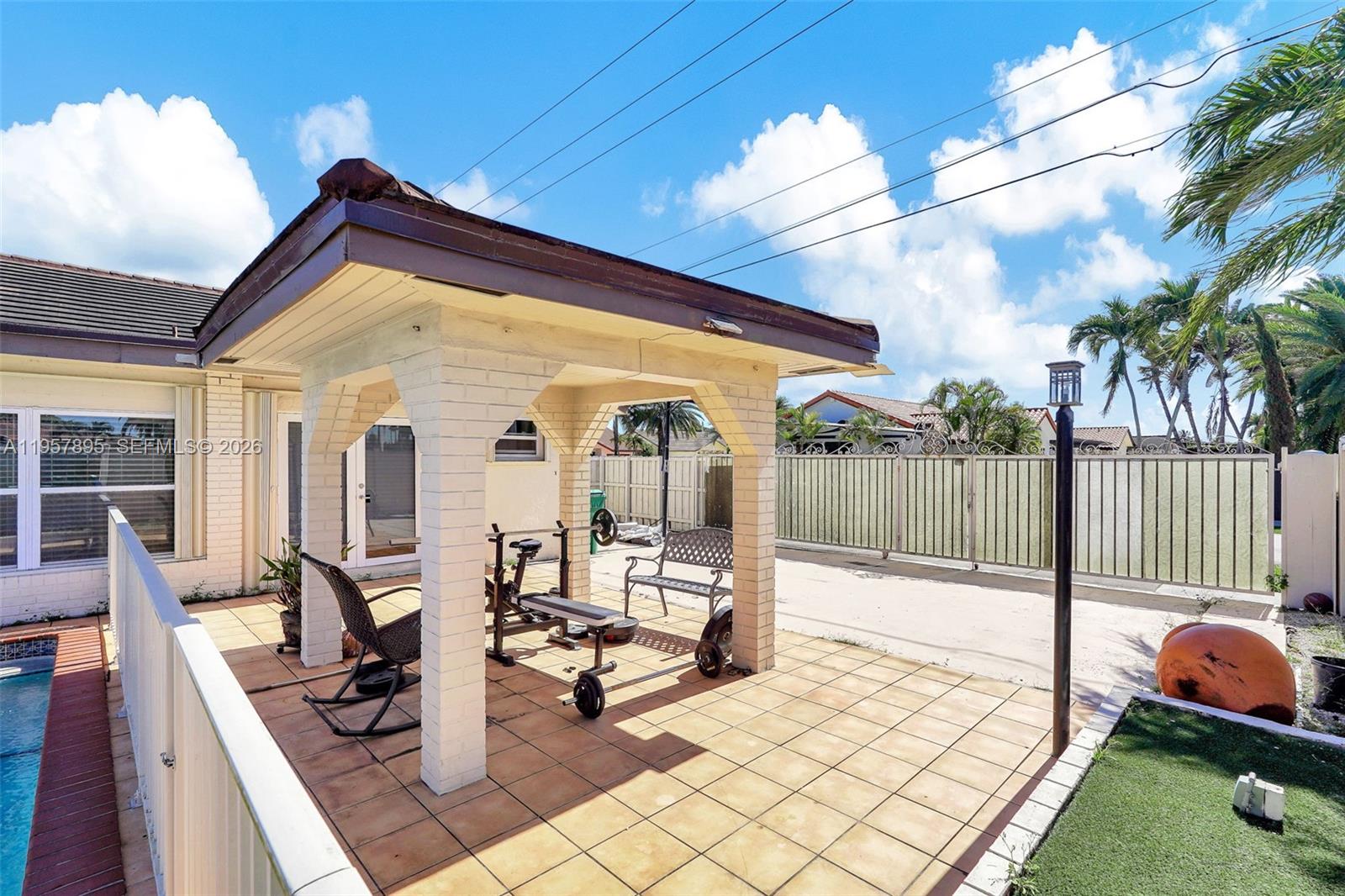 3RD ADDN TO EL DORADO GAR - Residential