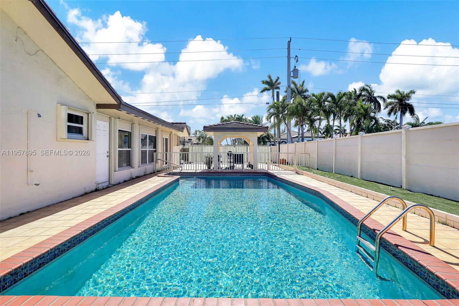 3RD ADDN TO EL DORADO GAR - Residential