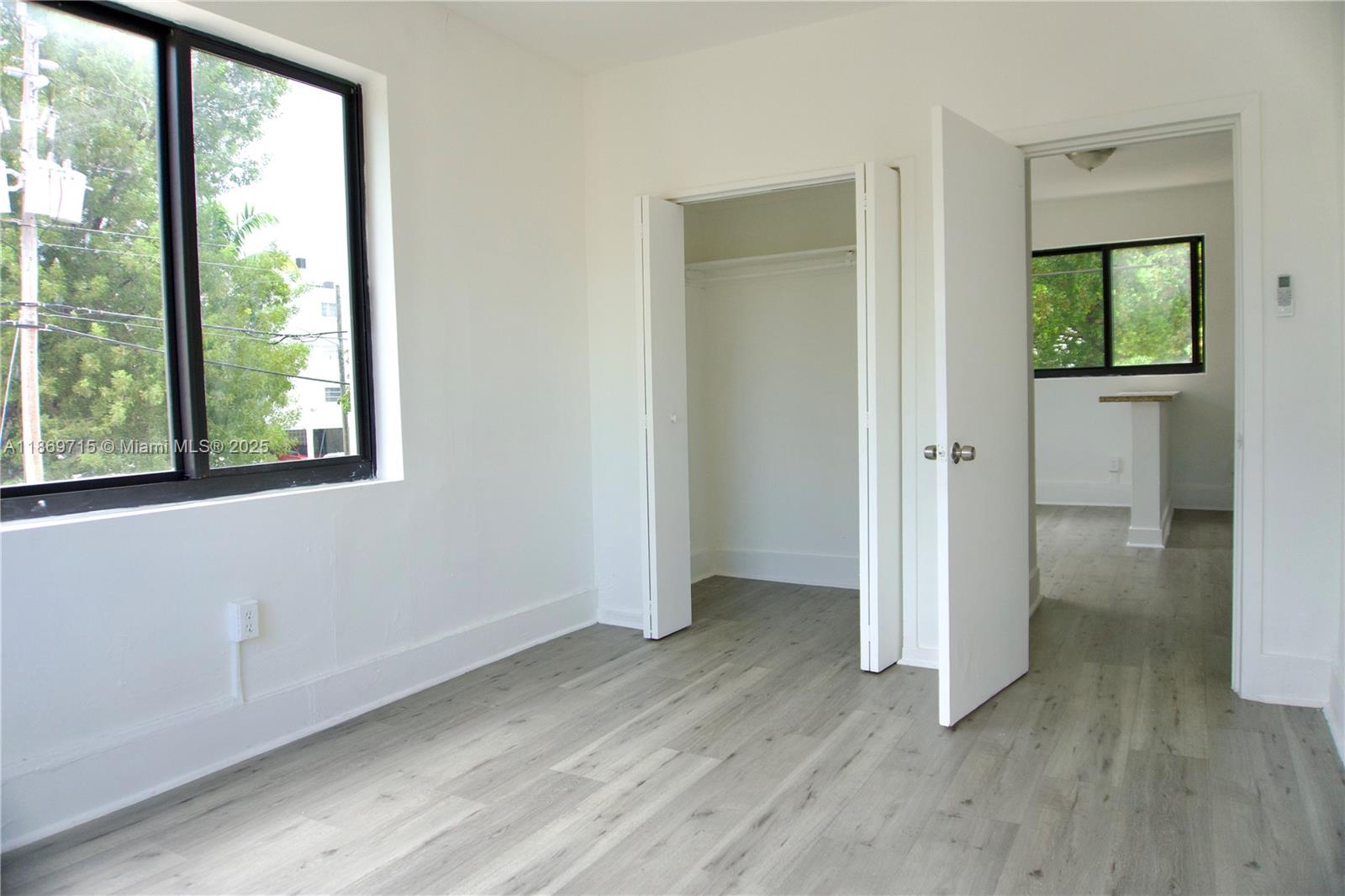 Bright 2 bedroom 1 bath apartment, in a boutique building. Features a full kitchen, open layout, and large windows for great natural light. Professionally managed, secure building with laundry
on-site. Water and trash included; tenant pays FPL. Move-in with first, last, and security (terms negotiable).
Simple free application & just submit proof of income + ID. Rapid approval and easy process. Centrally located in
Little Havana, just minutes to Brickell, Downtown, major highways, and public transit. Walk to vibrant dining,
shopping, and cultural attractions. Perfect for professionals or students seeking affordability and convenience in
Miami’s cultural hub. Flexible terms and quick move-in available. Call/text LA for lockbox access and a showing
today!