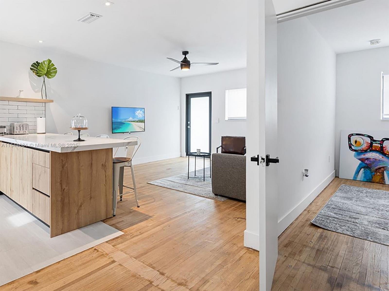 CITY OF MIAMI SOUTH - Residential Lease