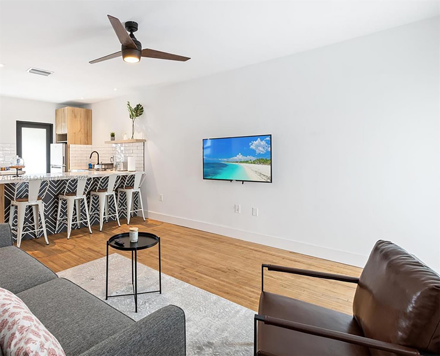 CITY OF MIAMI SOUTH - Residential Lease