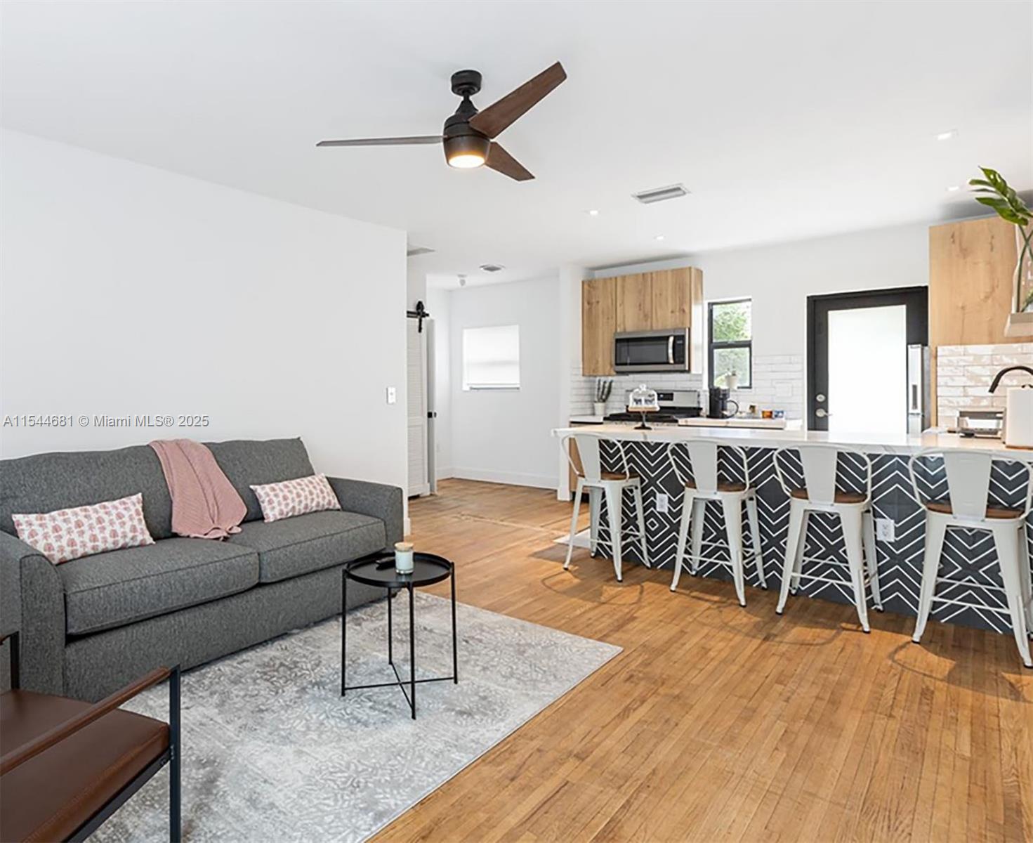 CITY OF MIAMI SOUTH - Residential Lease