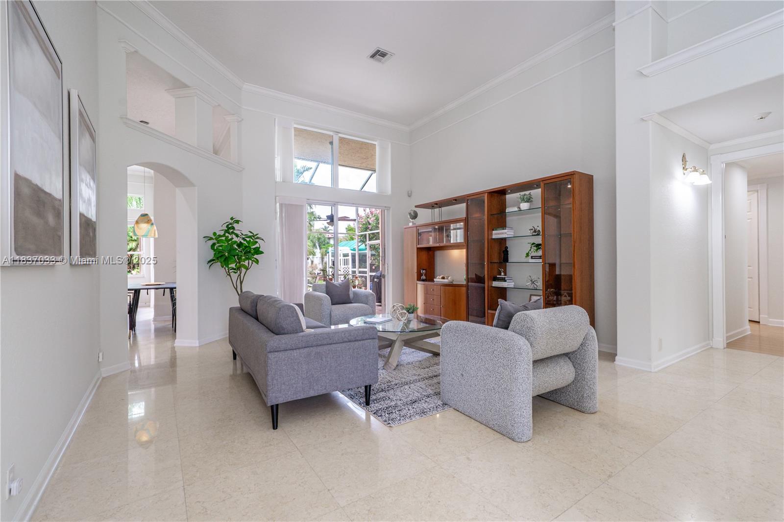 1907 NW 137th Ter