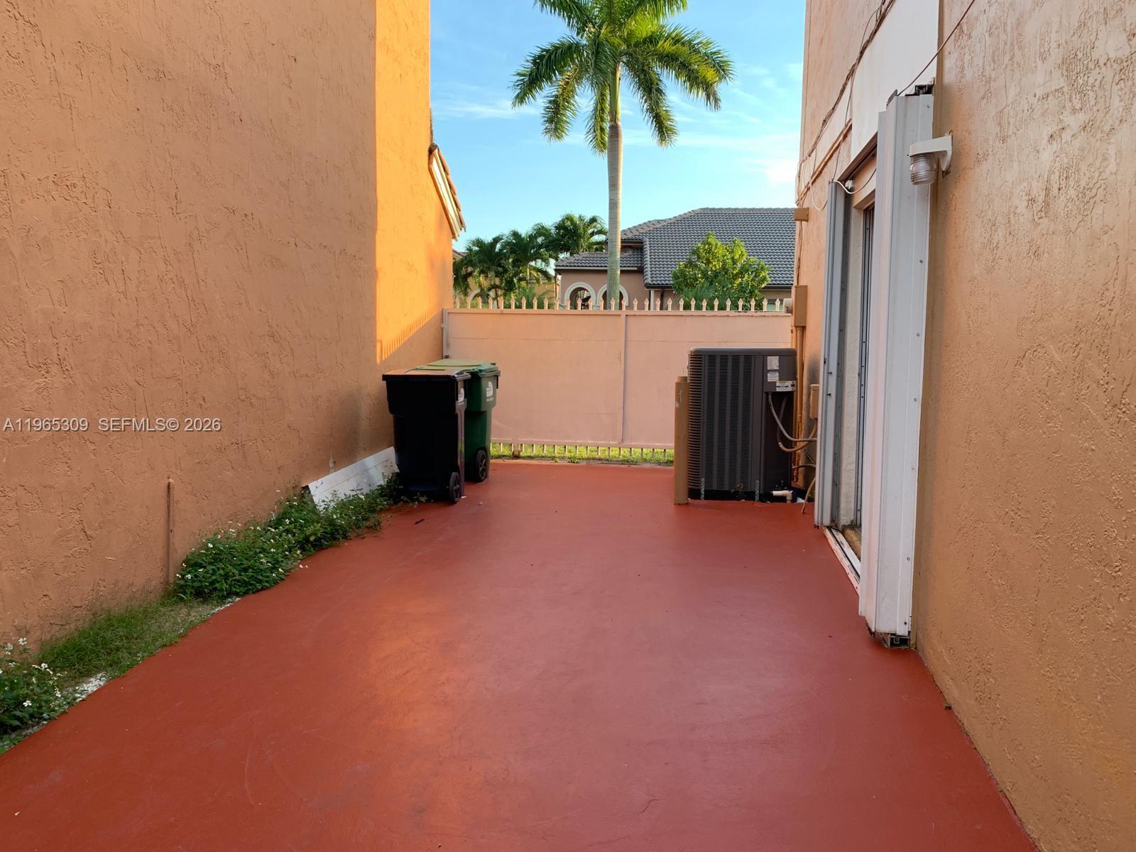 LAKE POINTE SEC 2 - Residential Lease