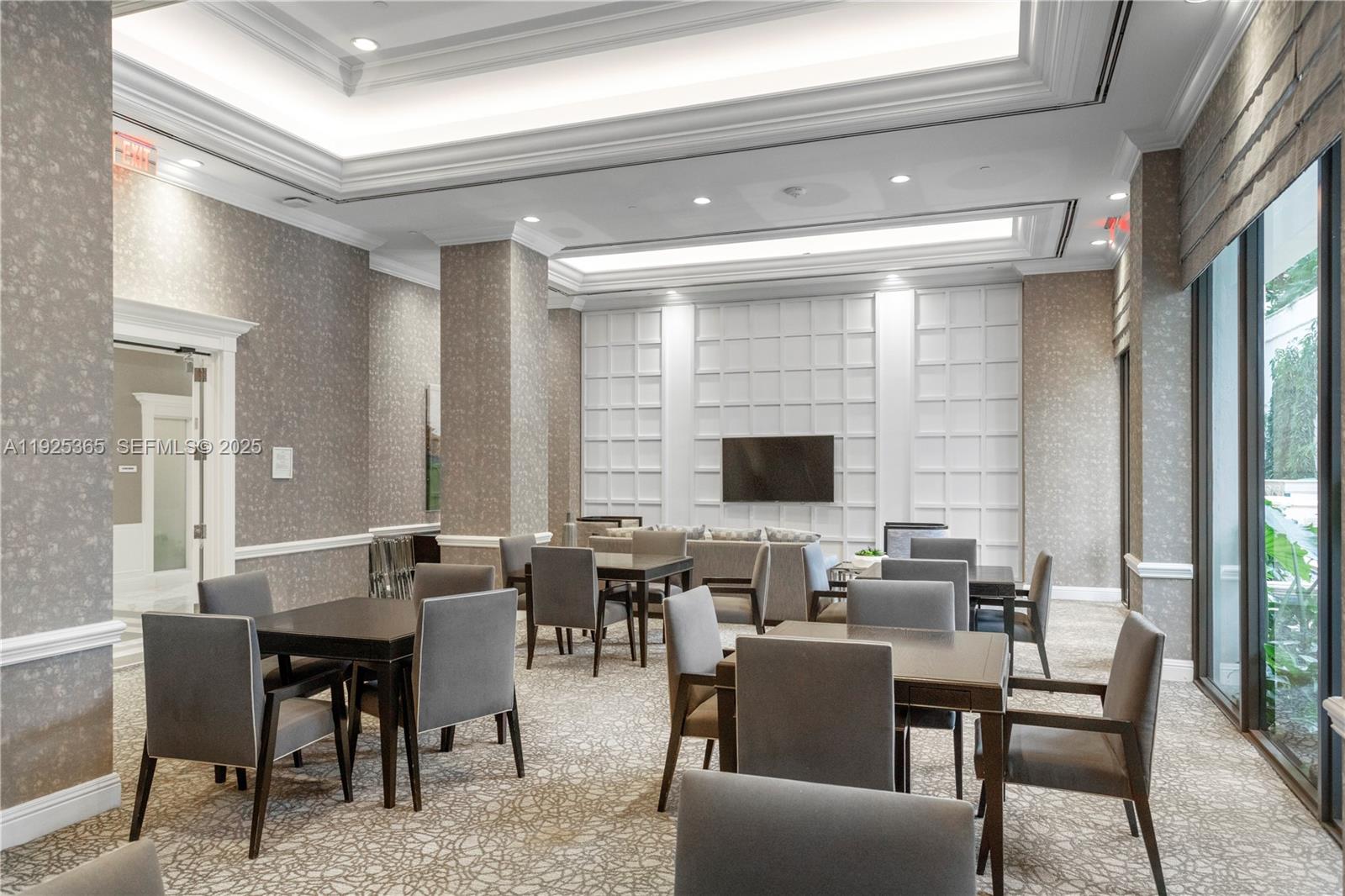 2000 ISL BLVD WILLIAMS IS - Residential Lease