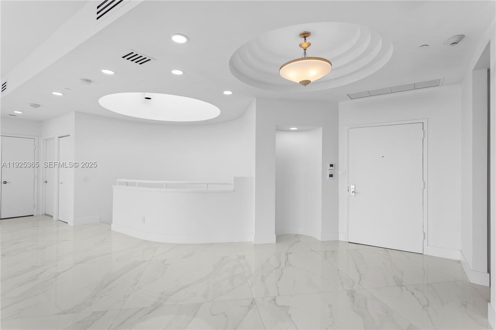 2000 ISL BLVD WILLIAMS IS - Residential Lease