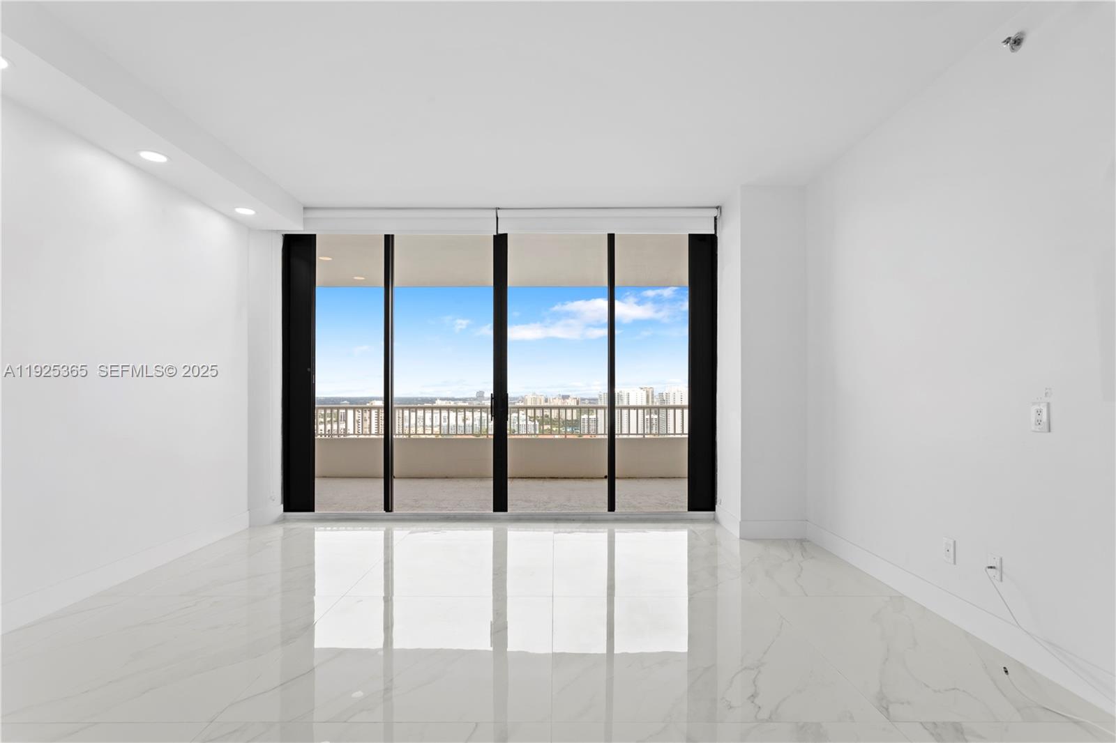 2000 ISL BLVD WILLIAMS IS - Residential Lease