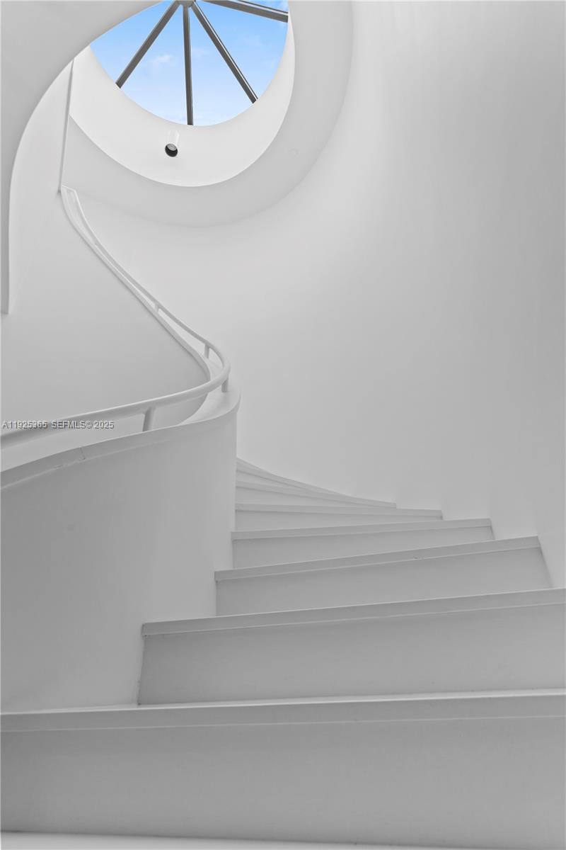 2000 ISL BLVD WILLIAMS IS - Residential Lease