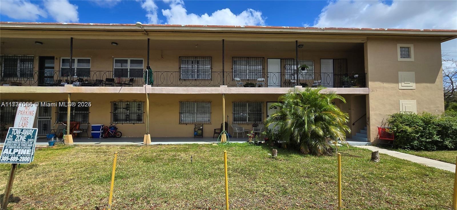 Property for Sale at 383 E 4th Ave 3, Hialeah, Miami-Dade County, Florida - Bedrooms: 2 
Bathrooms: 1  - $179,000