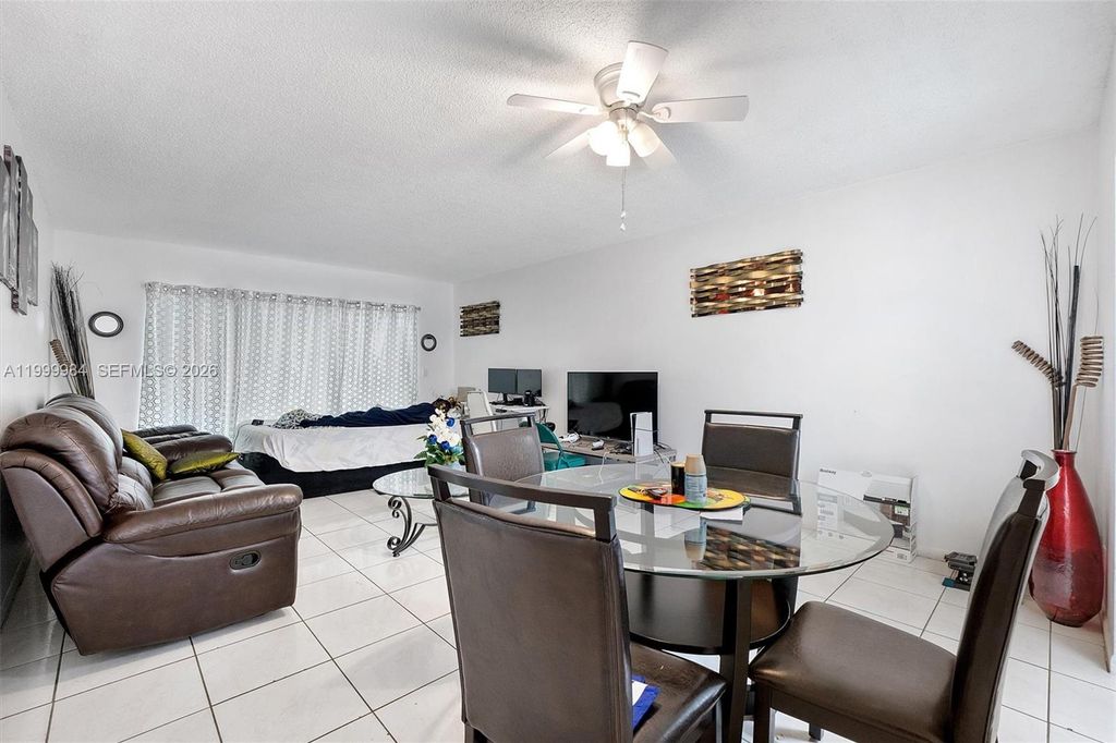 Photo of 3100 Coral Springs Dr #1H, Coral Springs, FL 33065 (MLS # A11999984)