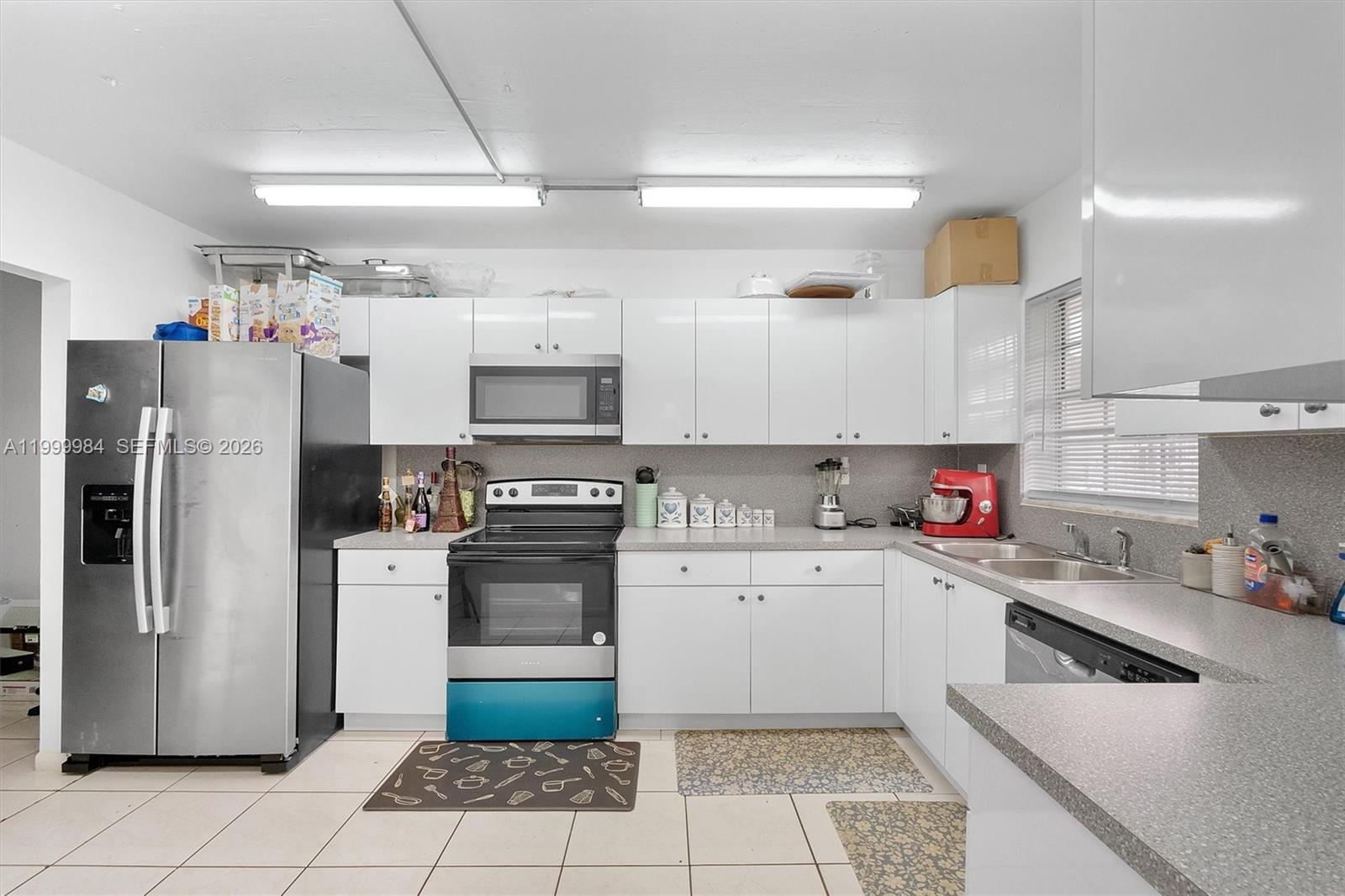 VILLAS AT CORAL SPRINGS - Residential