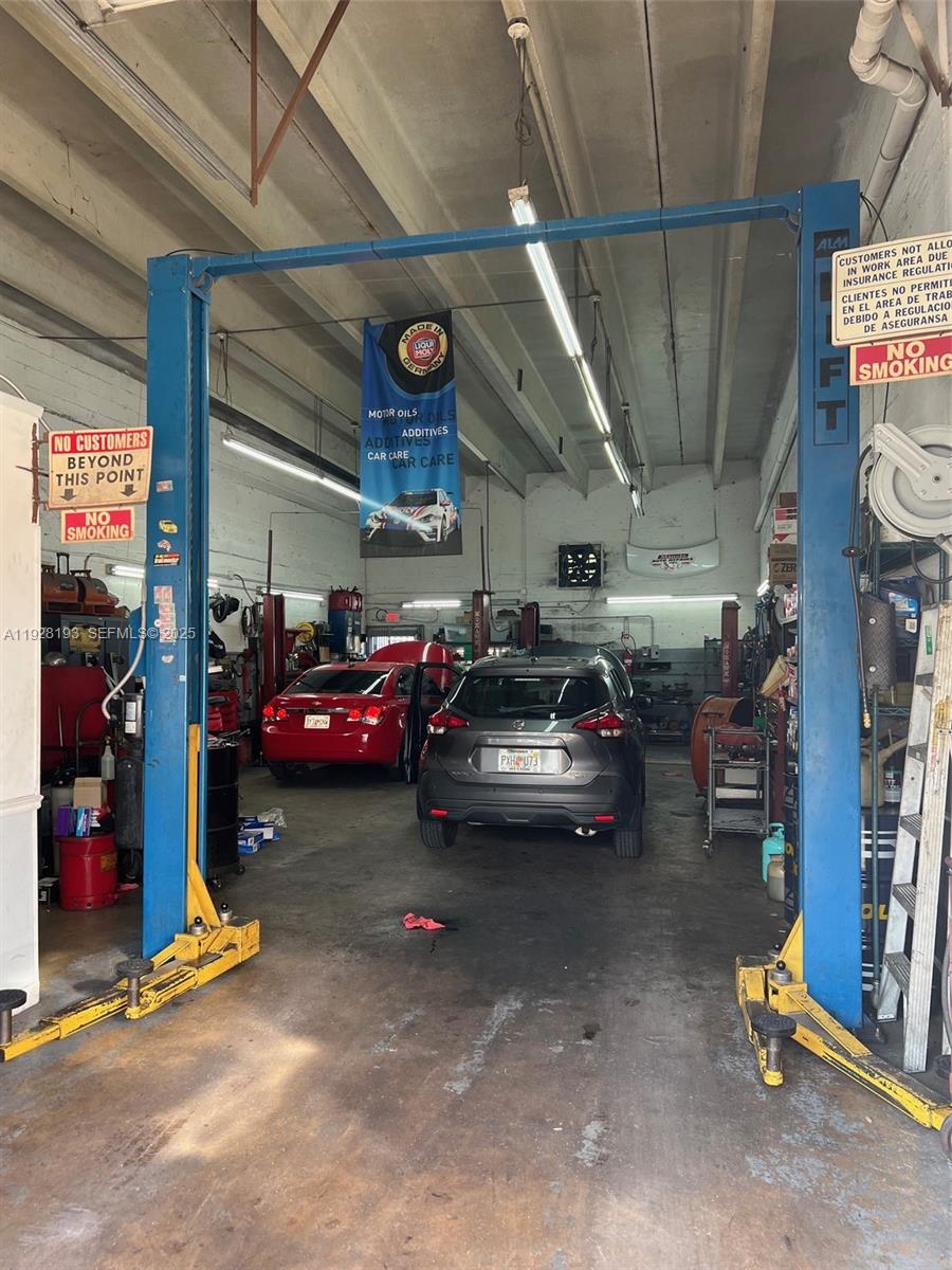 View photos, virtual tours, details... 9500 NW 77th Ave 5