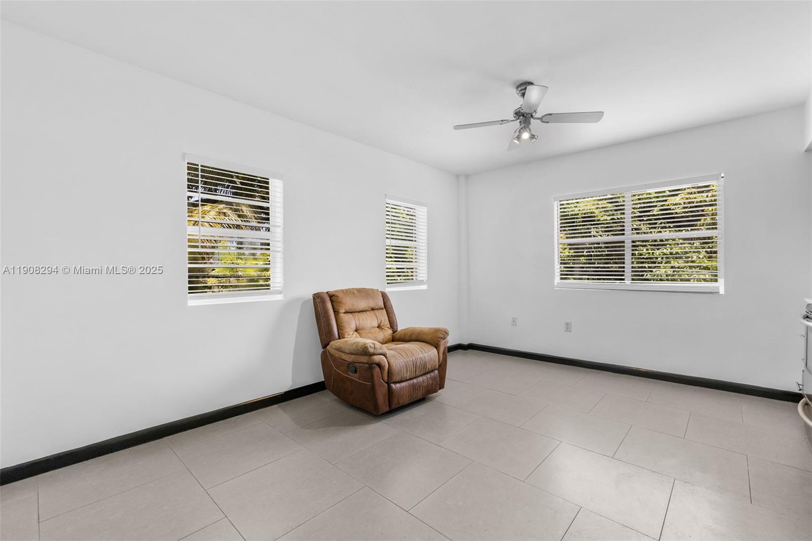 SHENANDOAH - Residential Lease