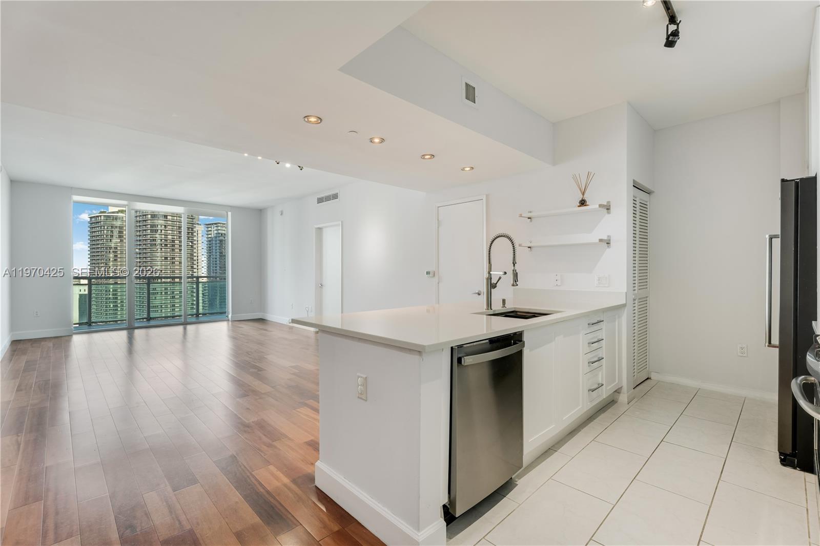 951 Brickell Ave 3607 - Image 1