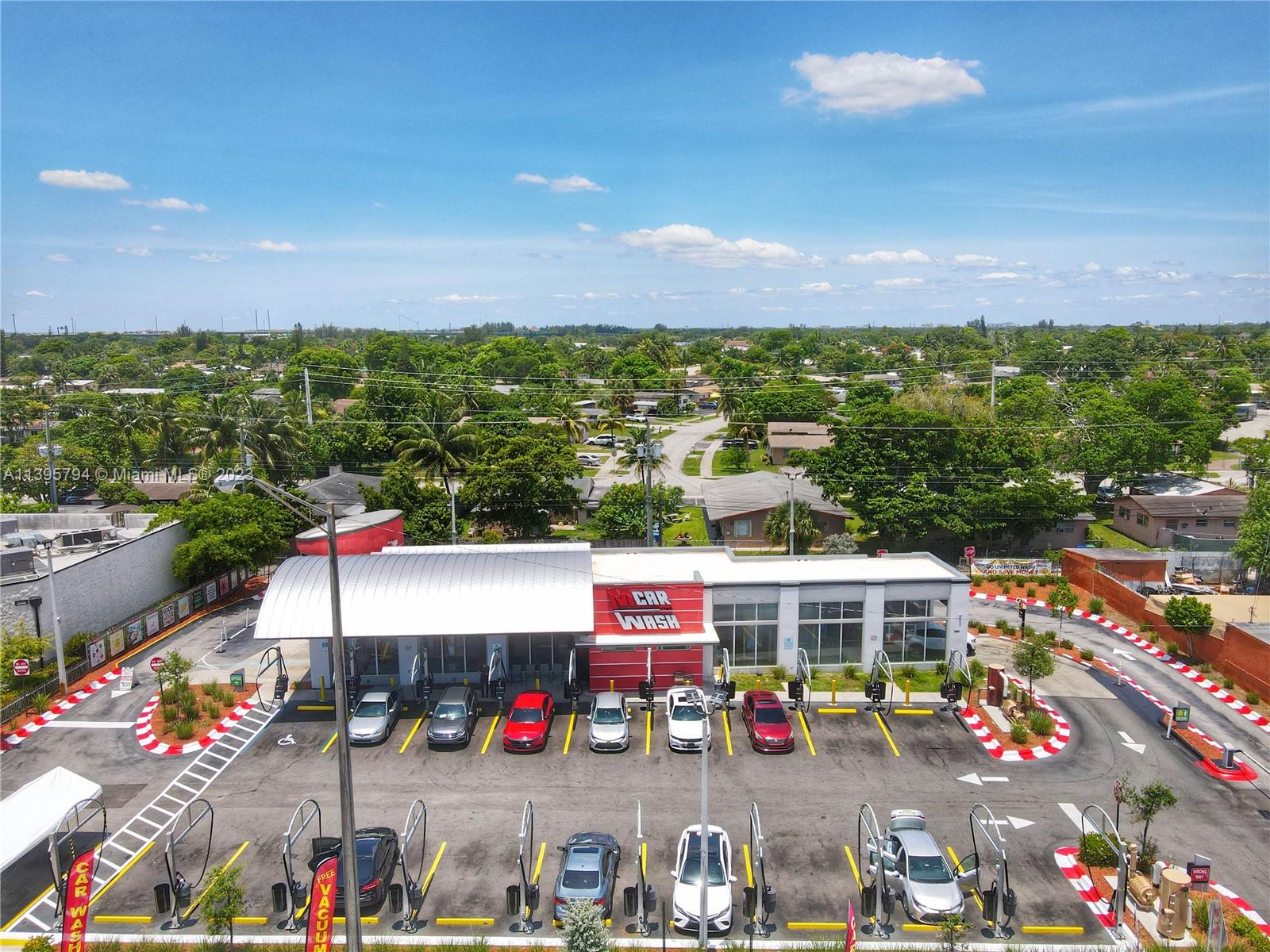 M Car Wash is a fully-automated express car wash with New , Modern, and State-of-the-Art equipment is conveniently located just 1 minute north of Interstate 595 on US 441.