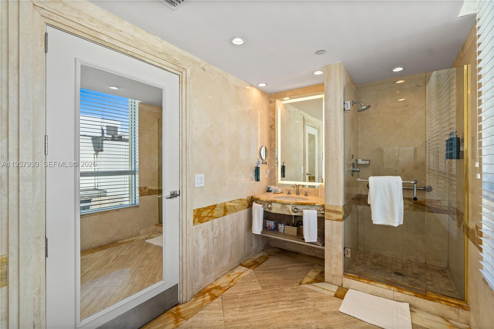 BENTLEY BEACH CONDO - Residential