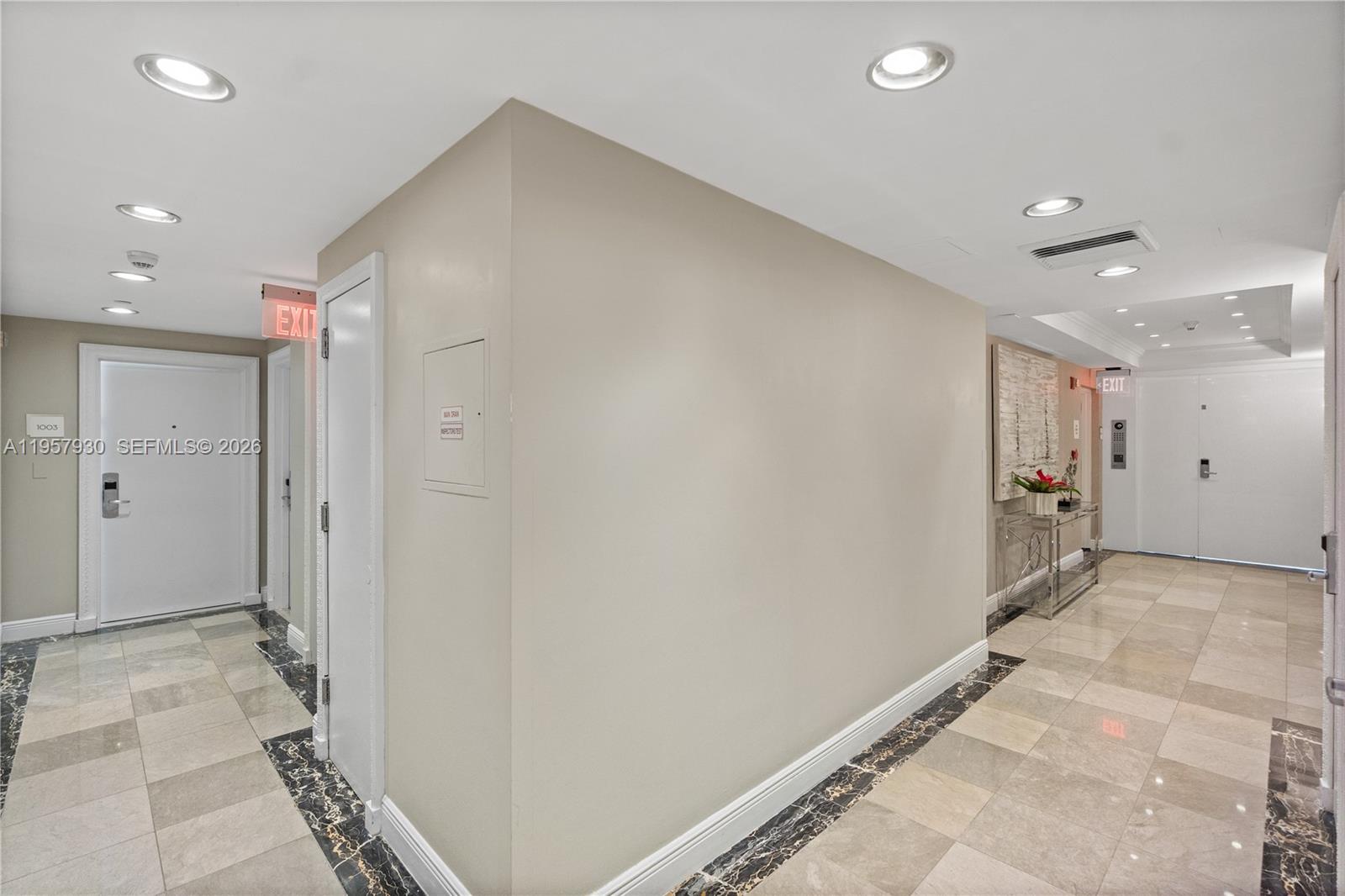 BENTLEY BEACH CONDO - Residential