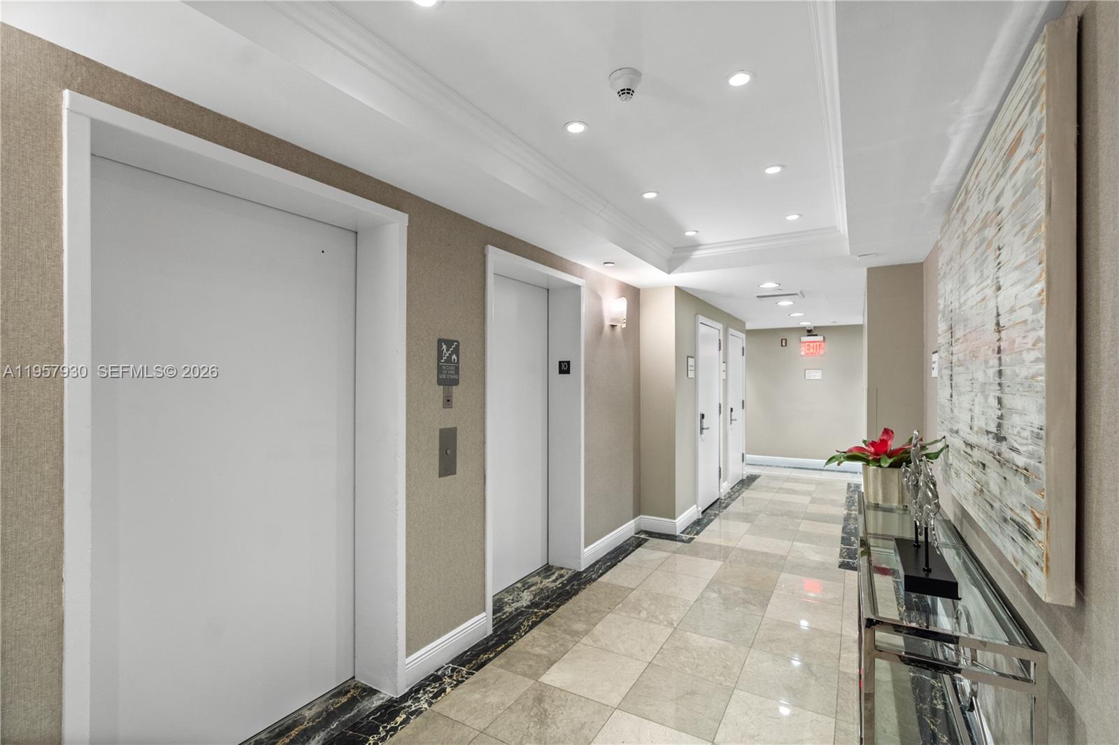 BENTLEY BEACH CONDO - Residential