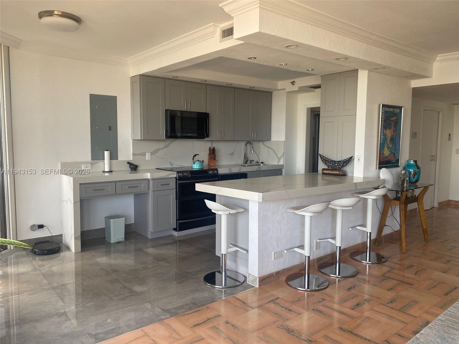 TERRACES NORTH TURNBERRY - Residential