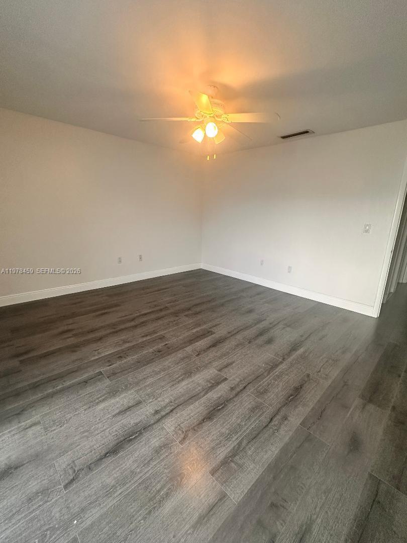 HERITAGE SQUARE CONDO - Residential