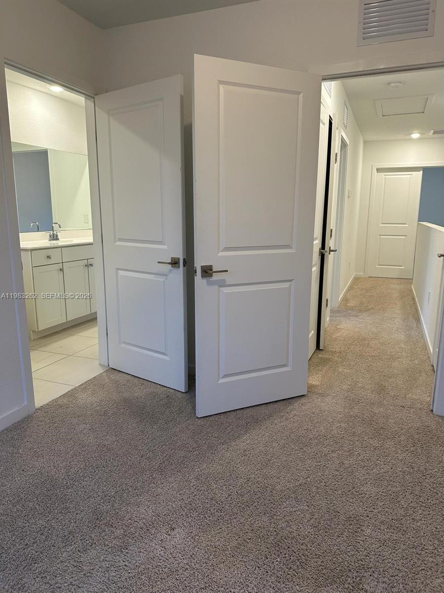 VILLAGE PARK AT DEERFIELD - Residential Lease