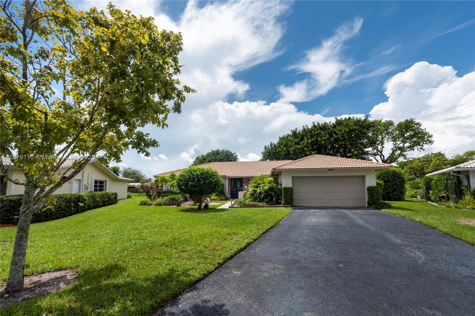 10630 NW 41st St