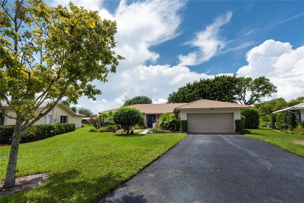 Photo of 10630 NW 41st St, Coral Springs, FL 33065 (MLS # A11879110)