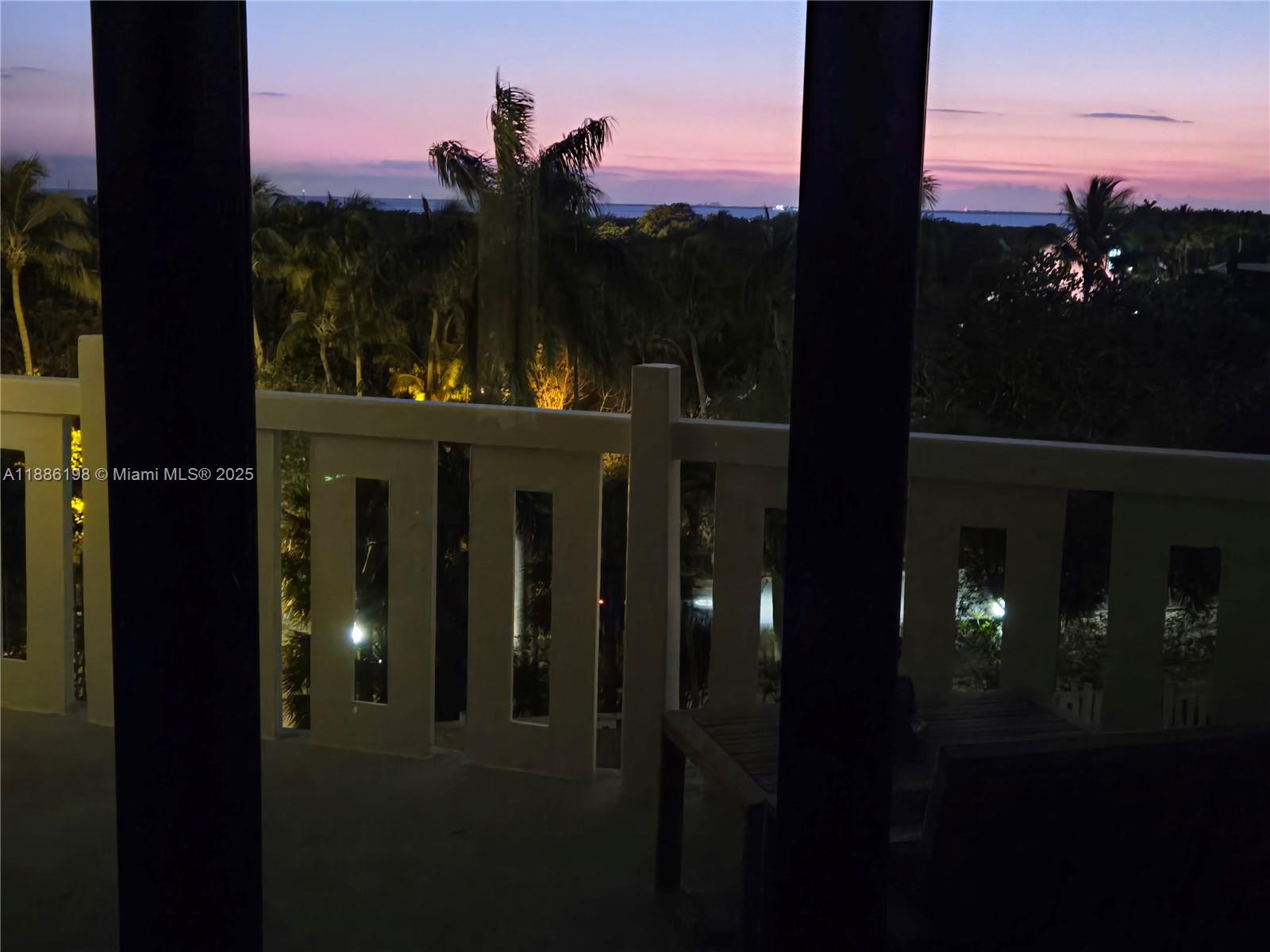 TOWERS OF KEY BISCAYNE CO - Residential Lease