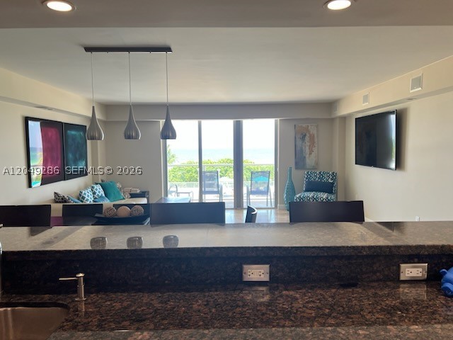 5701 Collins Ave 302