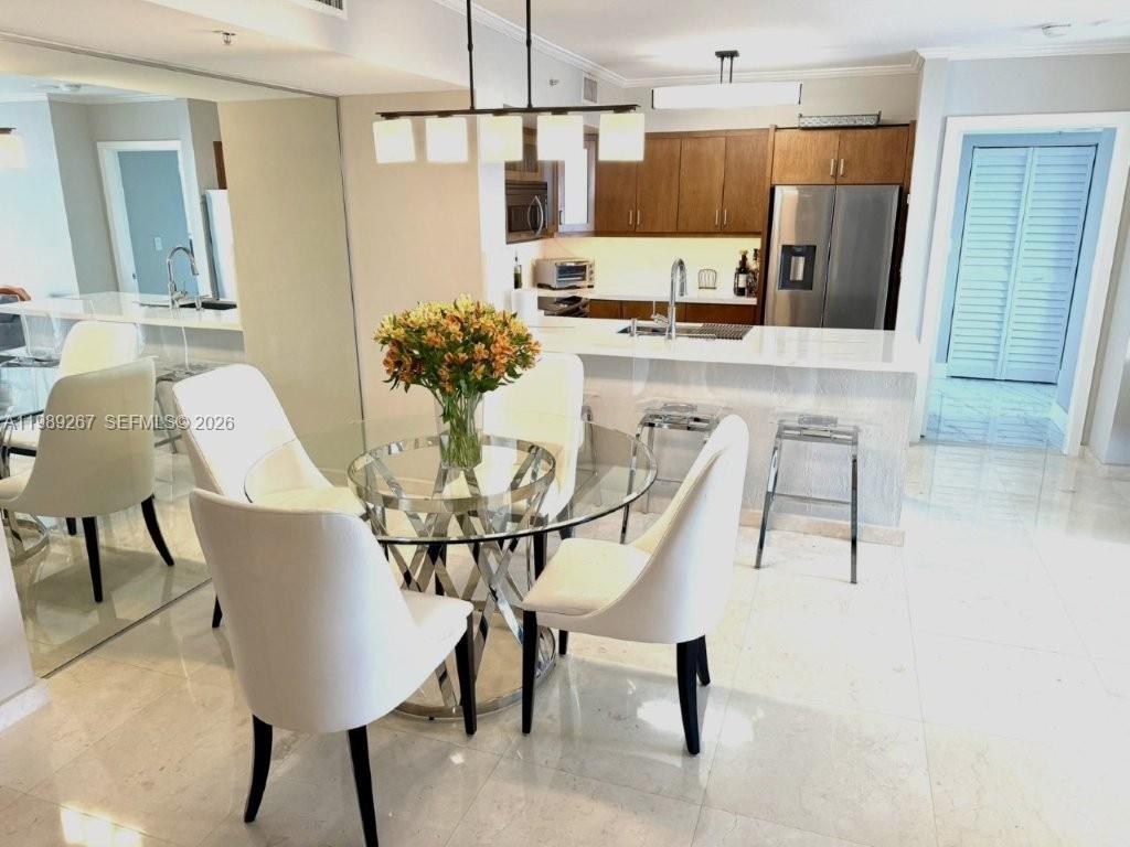 YACHT CLUB AT PORTOFINO C - Residential