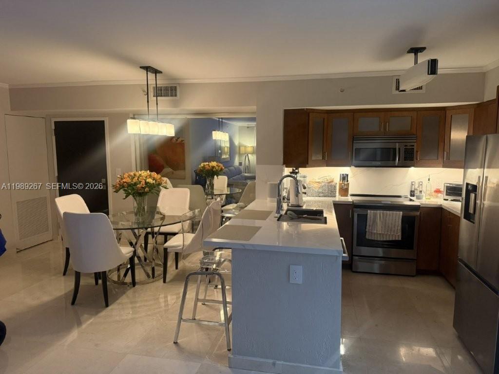 YACHT CLUB AT PORTOFINO C - Residential