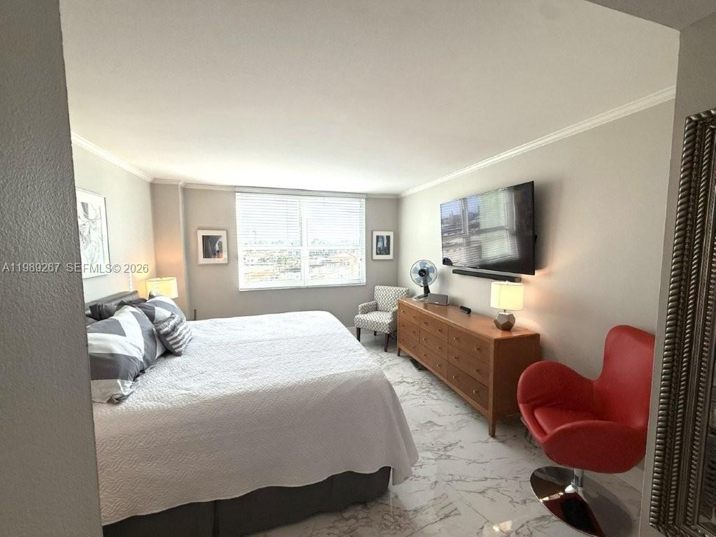 YACHT CLUB AT PORTOFINO C - Residential