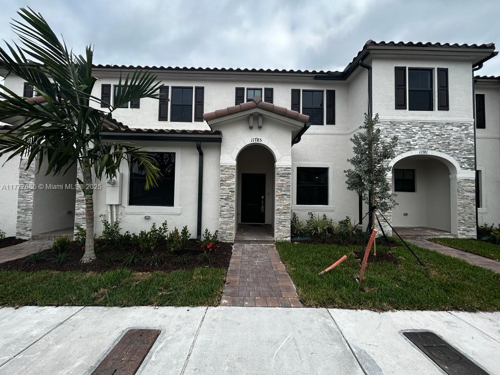 RECENTLY BUILT 2-STORY 3BED/3BTH 2-DETTACHED PARKING SPACES RIGHT IN FRONT OF THE VILLA AT
NEWEST LENNAR's COMMUNITY IN HOMESTEAD. MODERN OPEN CONCEPT. BRIGHT AND SPACIOUS. SS ENERGY EFFICIENT APPLIANCES. W/D INSIDE. STYLISH FINISHES. BLINDS. GENEROUS FENCED BACKYARD. A FAMILY
FRIENDLY COMMUNITY IN HOMESTEAD. COMMUNITY POOL, CLUBHOUSE, PLAYGROUND AND
WALKING TRAILS. WITH EASY ACCESS TO MAJOR HIGHWAYS and TURNPIKE. LOCAL SHOPPING, SCHOOLS AND
PARKS. INSTRUCTIONS AT BROKERS REMARKS.