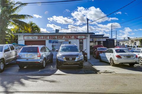 1420 NE 131st St North Miami FL 33161