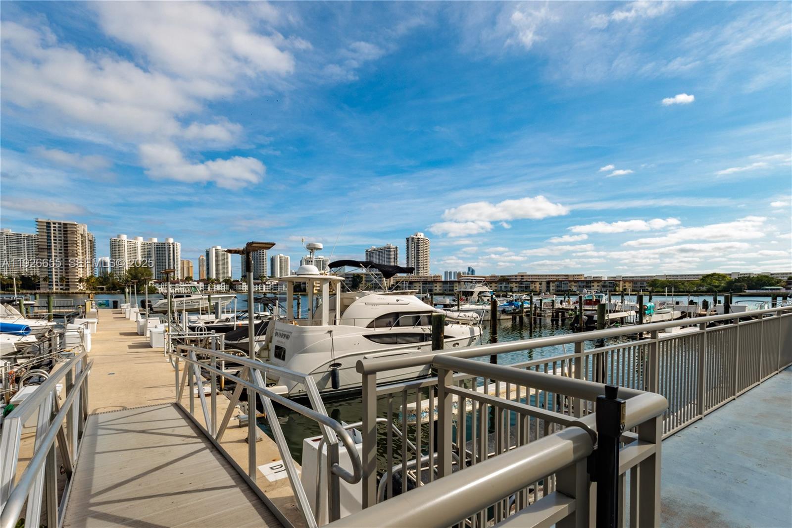 DEL PRADO MARINA - Residential