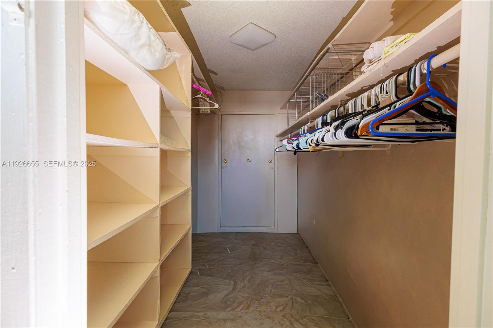 DEL PRADO MARINA - Residential