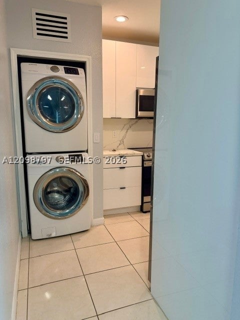 7031 NW 20th Ave, Miami, FL, 33147/$589,000 4 7031 NW 20th Ave