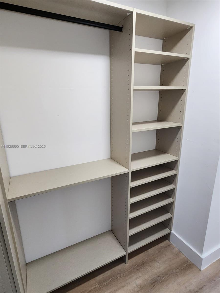 VECINO DEL MAR CONDO - Residential Lease