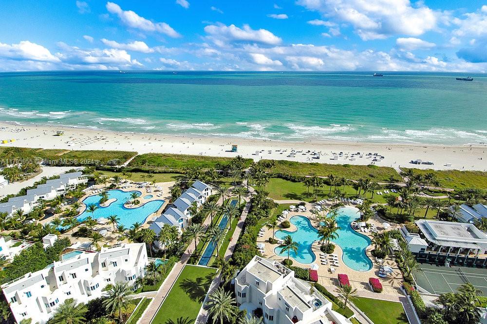 CONTINUUM ON SOUTH BEACH - Residential