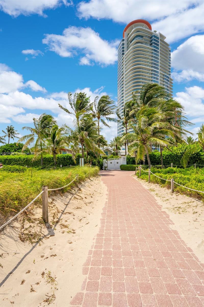CONTINUUM ON SOUTH BEACH - Residential