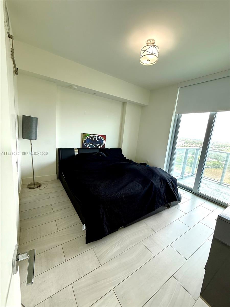 METROPICA NORTH TOWER ONE - Residential
