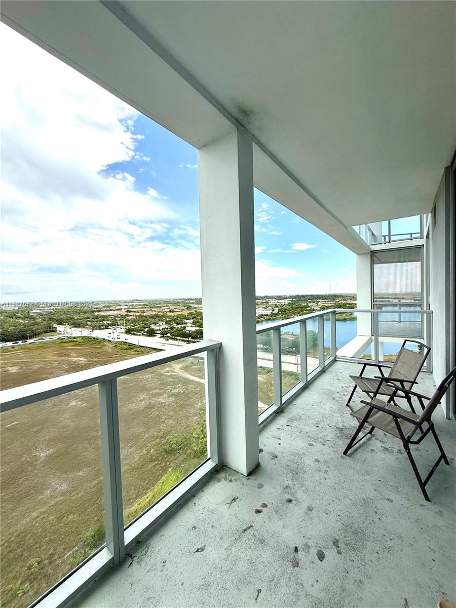 METROPICA NORTH TOWER ONE - Residential