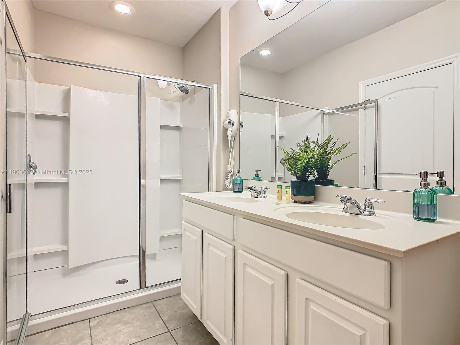 Oakmont Twnhms Ph 1 - Residential