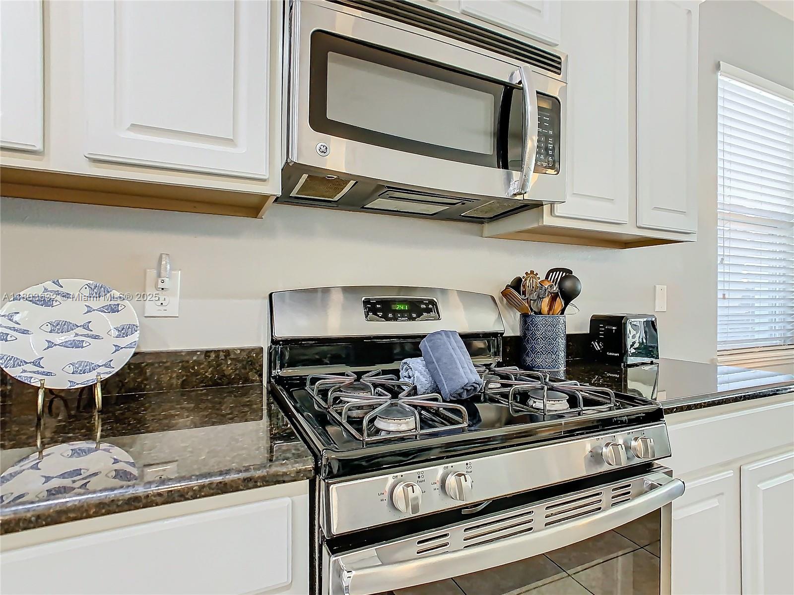 Oakmont Twnhms Ph 1 - Residential