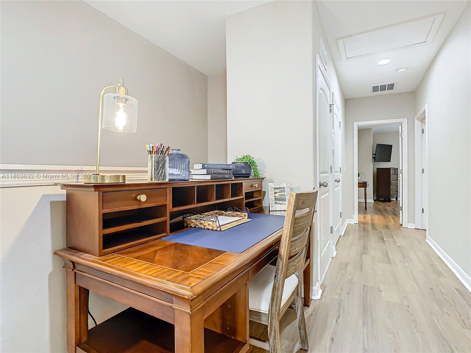 Oakmont Twnhms Ph 1 - Residential