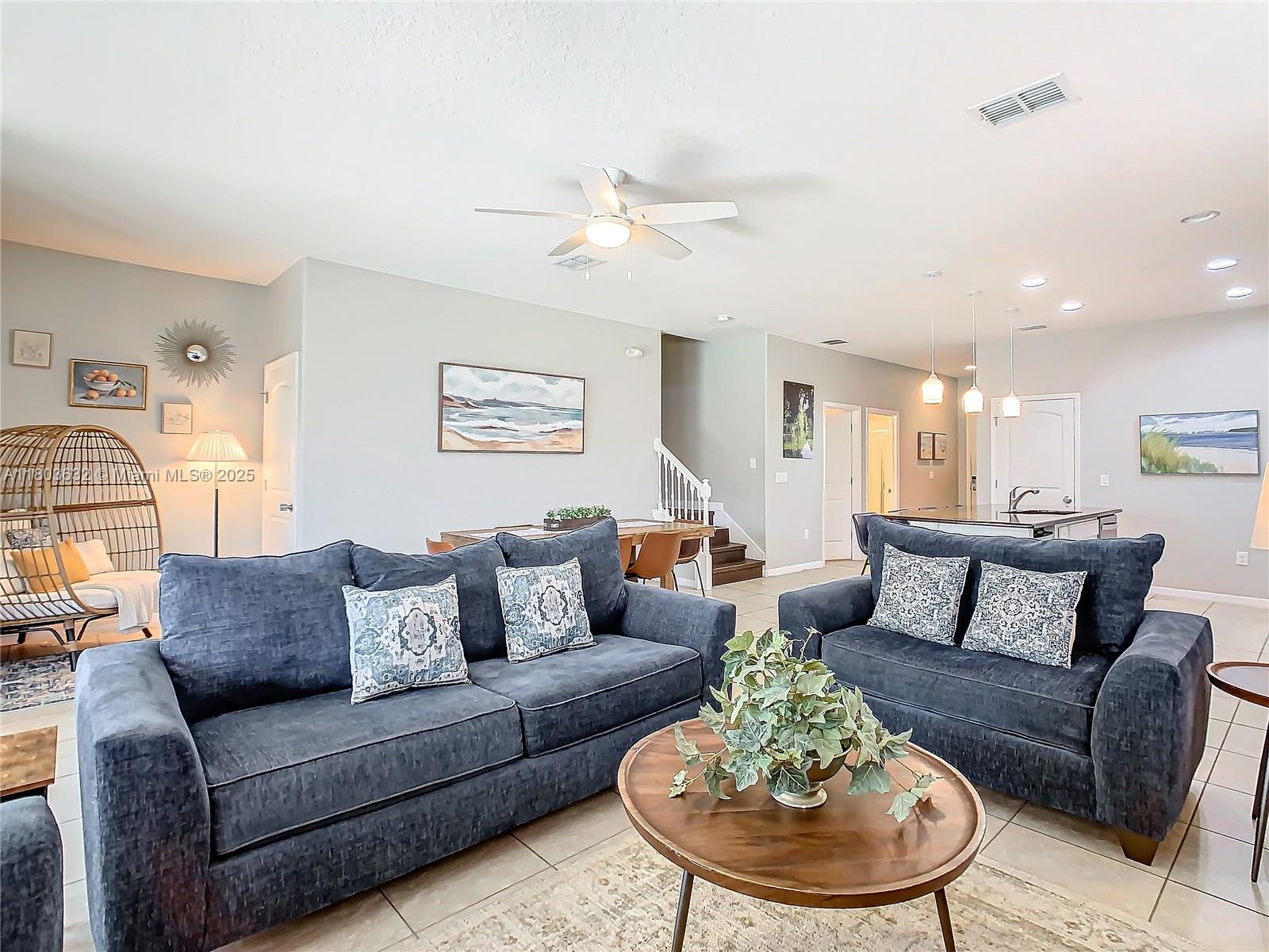 Oakmont Twnhms Ph 1 - Residential