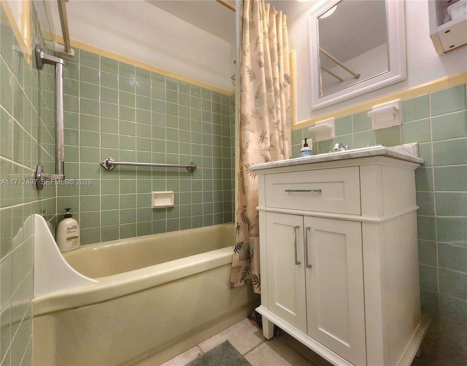 TIFFANY APTS CO-OP - Residential