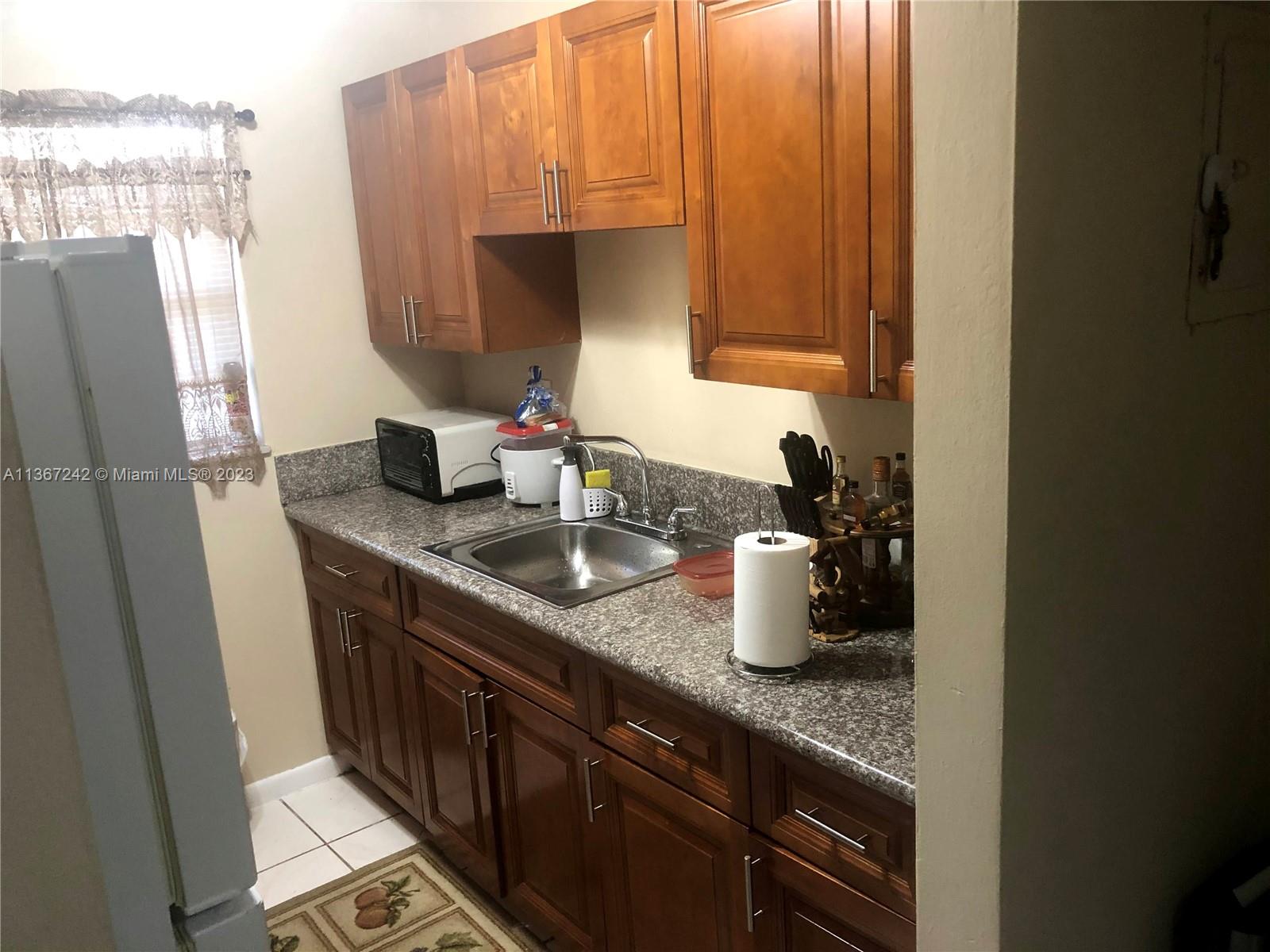 CASH ONLY!! IDEAL FOR INVESTORS!! Condo unit is 15 minutes away from Dania/Hollywood Beach. One assigned parking space. Easy to rent!! The washer and dryer that are in the photos are property of the tenant.
Condo approval required for buyer, but it is a fast approval, one to two weeks.